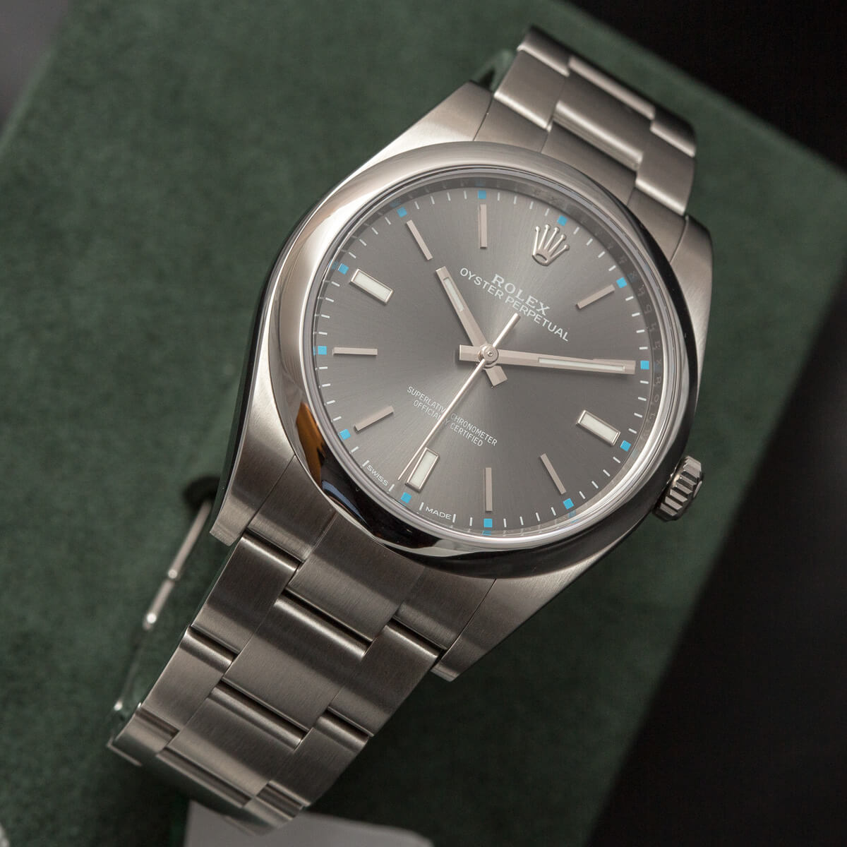 Rolex_Oyster_Perpetual_5425.jpg