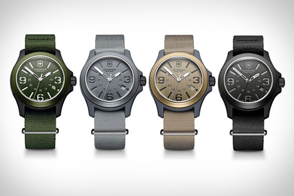 swiss-army-original-watch-cropped-thumb-960x640-15409.jpg