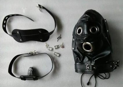 bdsm-sex-toy-fetish-leather-mask-head-hood.jpg