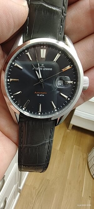 1000005700.jpg