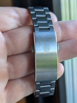 1000002001.jpg