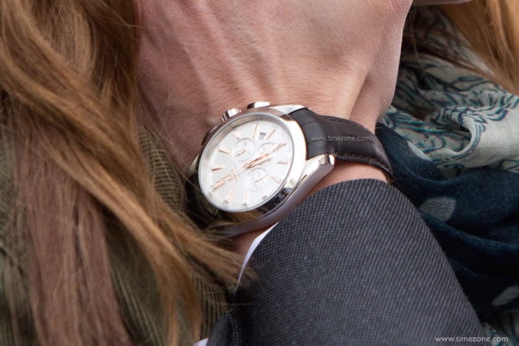 Fifty-Shades-Omega-Seamaster-AT-002.jpg