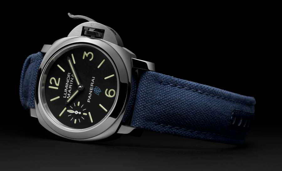 PANERAI-PAM00777_Cat_Sdr_C-W900.jpg