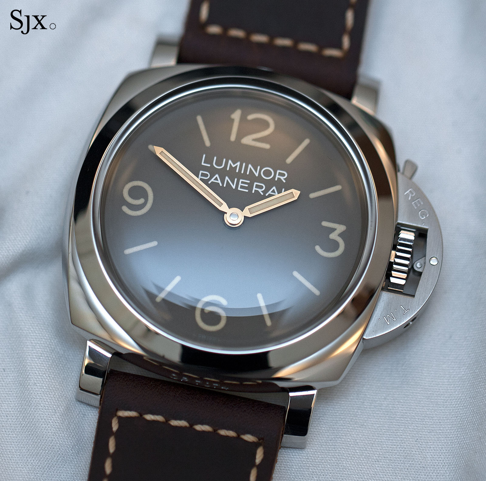 Panerai-Luminor-1950-3-Days-tropical-PAM663-1.jpg