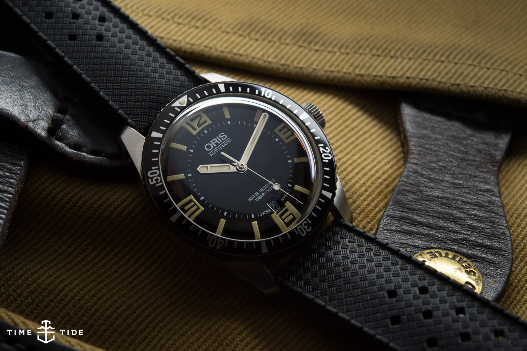 Oris-Divers-sixty-five-4.jpg