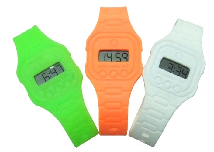 China_digital_silicone_watch_promotional_watch_of_cheap_price20116271525371.jpg