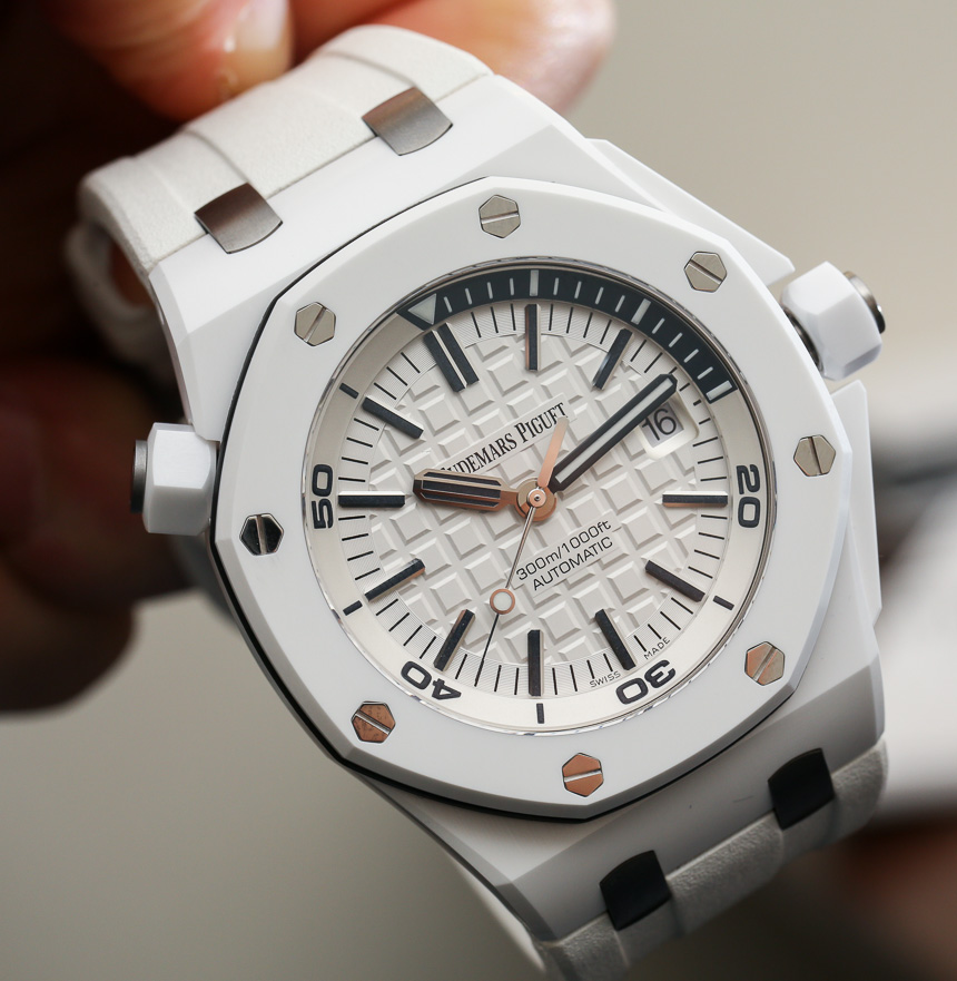 Audemars-Piguet-Royal-Oak-Offshore-Diver-White-Ceramic-2.jpg