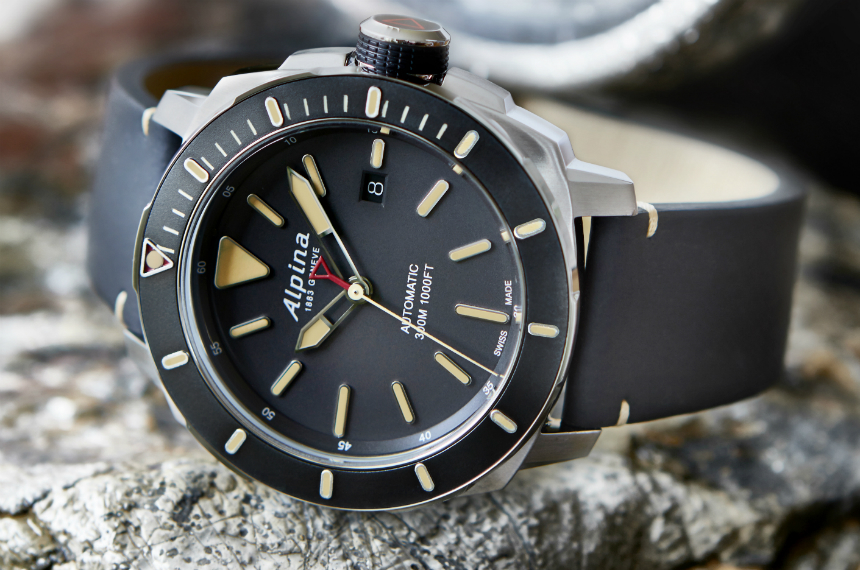 Alpina-Seastrong-Diver-300-Automatic-aBlogtoWatch-3.jpg