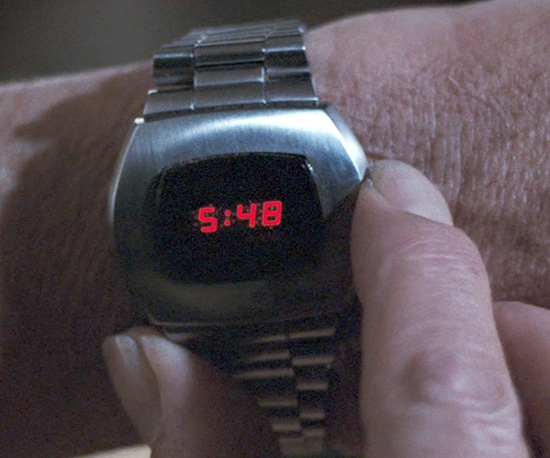 ga063-hamilton-pulsar-p2-2900-led-digital-watch-james-bond-roger-moore-2.jpg