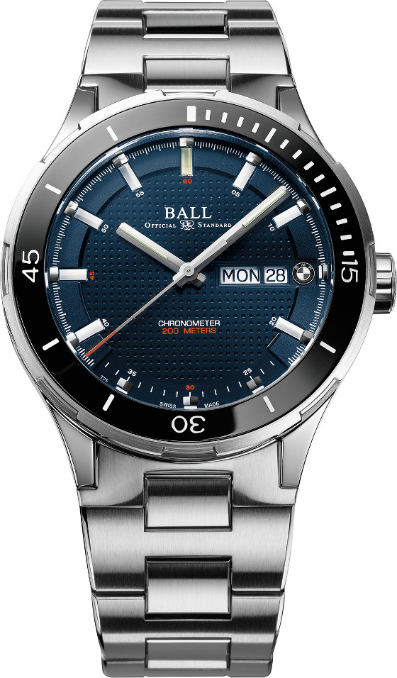 Ball-Watch-BMW-TimeTrekker-bracelet-blue-560.jpg